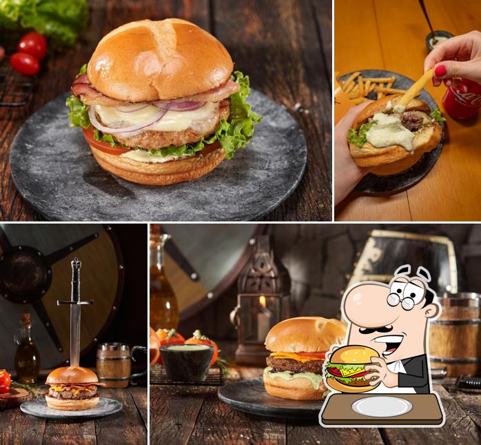 Os hambúrgueres do Feudal Burguer irão saciar diferentes gostos