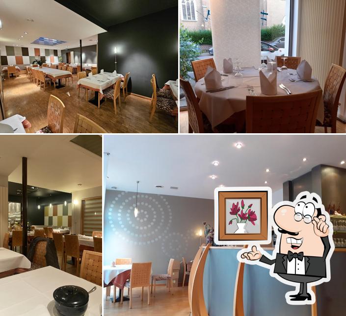 Installez-vous à l'une des tables de Formosa Aziatisch Restaurant