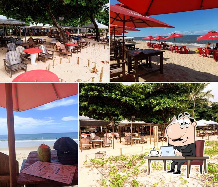 O interior do Mundai Beach