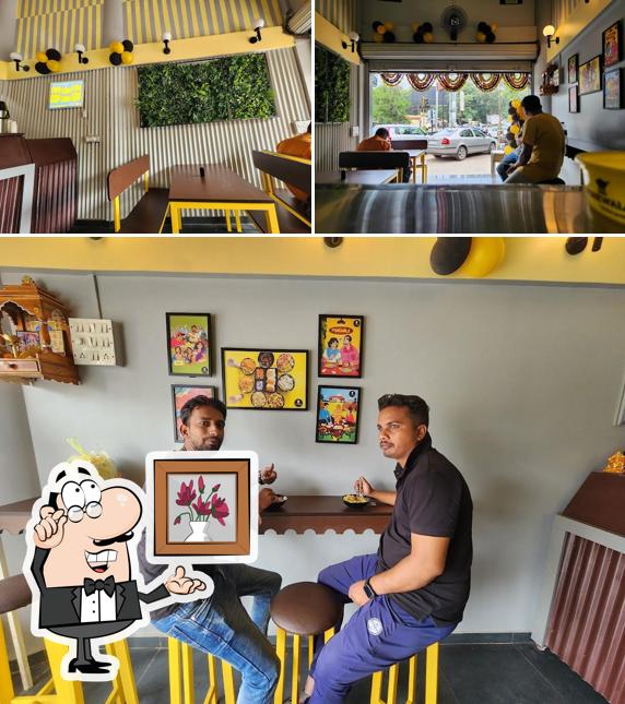 The interior of Pohewala Ravinagar