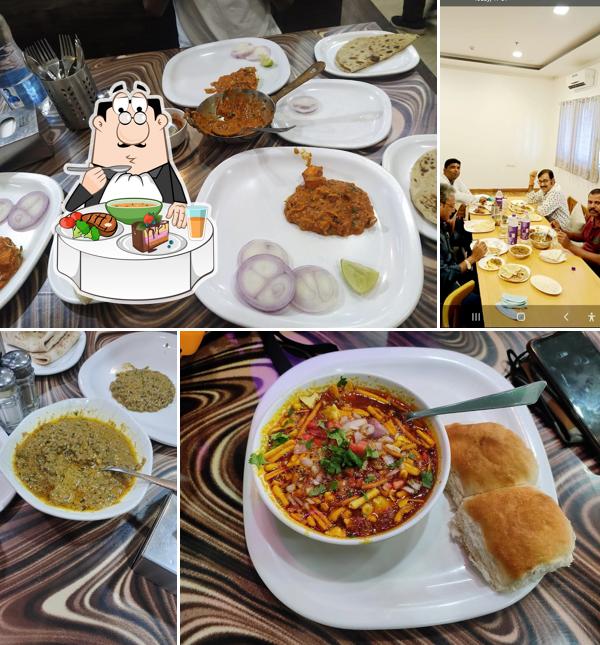 Hot and sour soup at HOTEL PARIVAR GARDEN All VEG AND DELUXE ROOMS