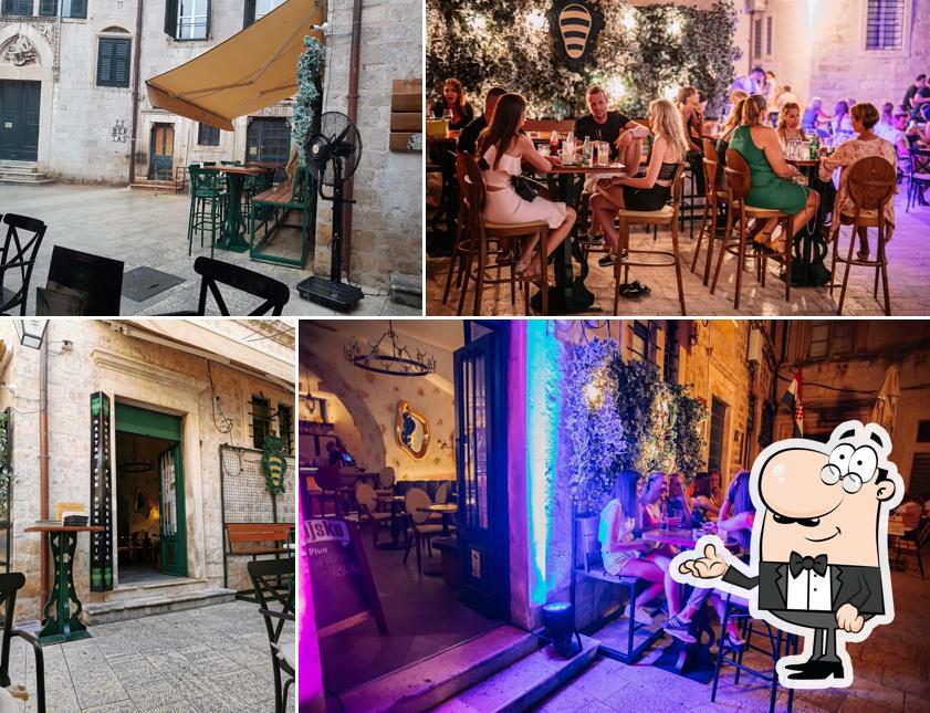 Dai un'occhiata agli interni di Pub Dubrovnik