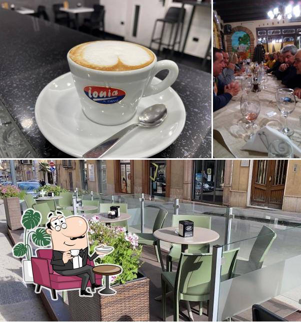 Gli interni di BAR LA VALLE SALVATORE