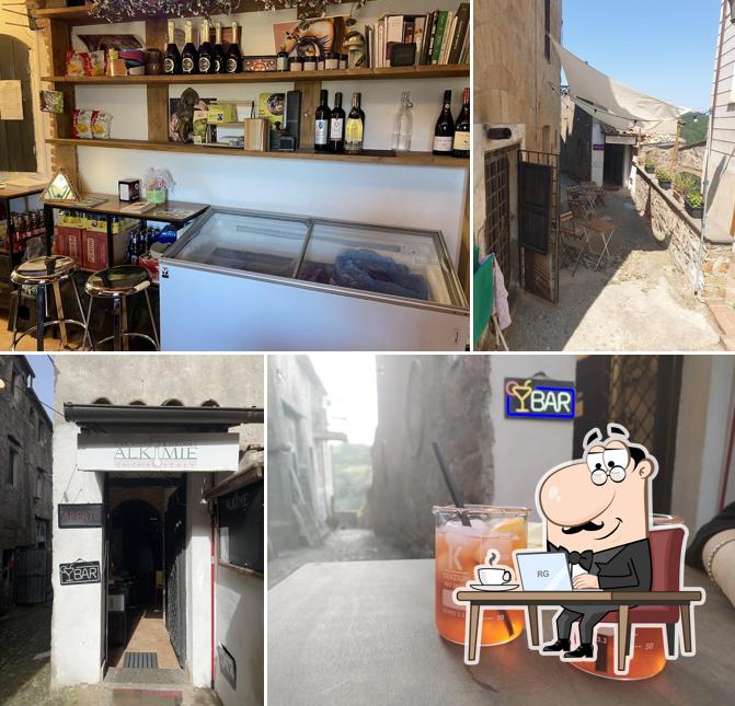 Gli interni di Alkimie Bar Food & Drinks