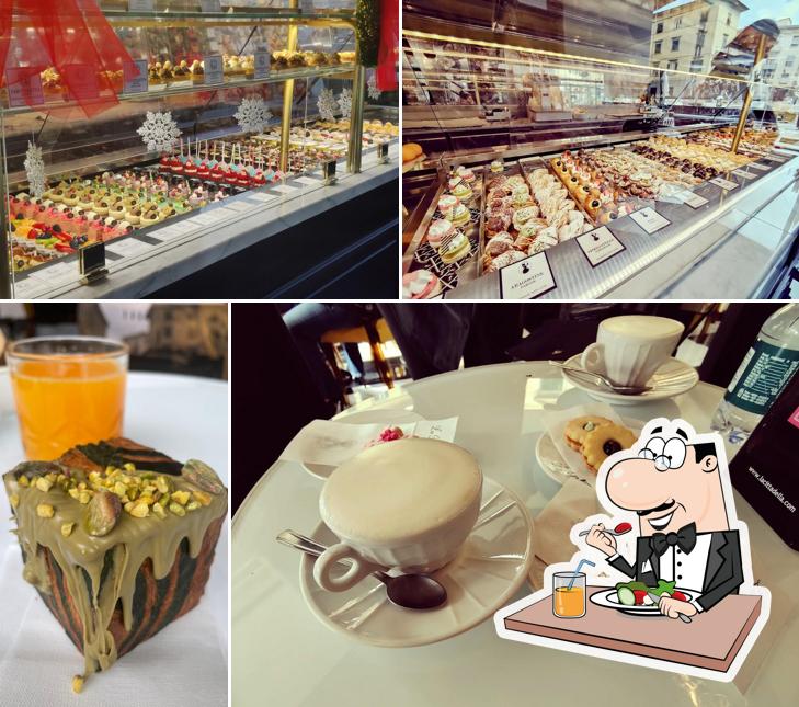 Platti al Pasticceria Gonnelli