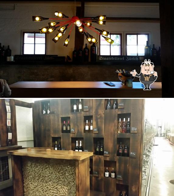 Goditi qualcosa da bere a Staatskellerei Zürich