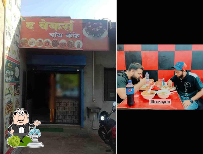 Check out how The Bakers Boy Cafe looks outside