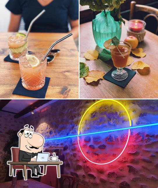 Dai un’occhiata alla immagine che raffigura la interni e cibo di La Plage