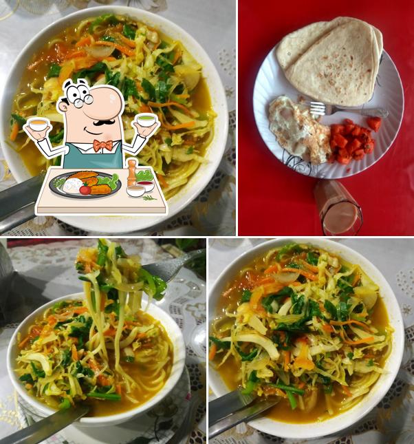 Meals at Khimtsang Food Court