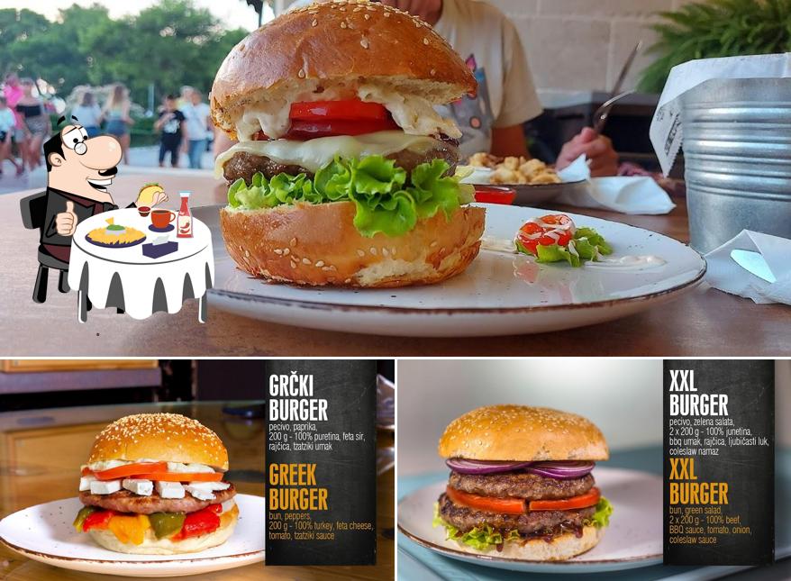 Concediti un bell'hamburger a Street Food La Strada