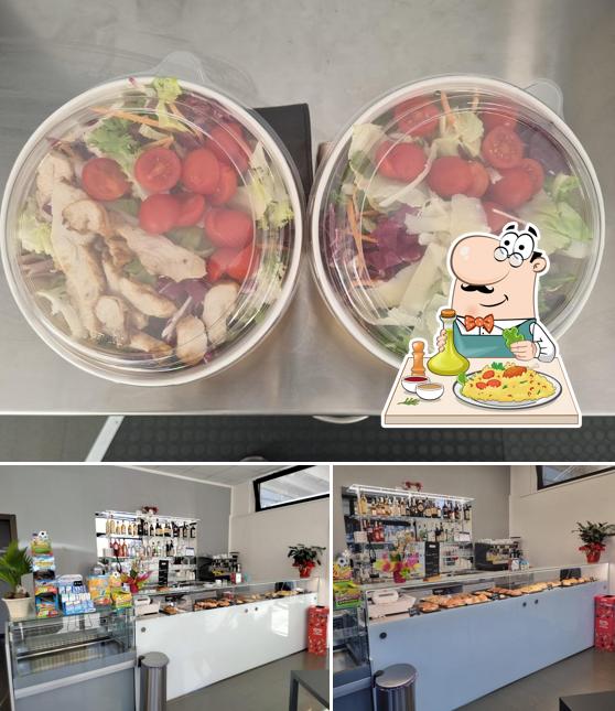 Cibo al BAR LA NUOVA VITA