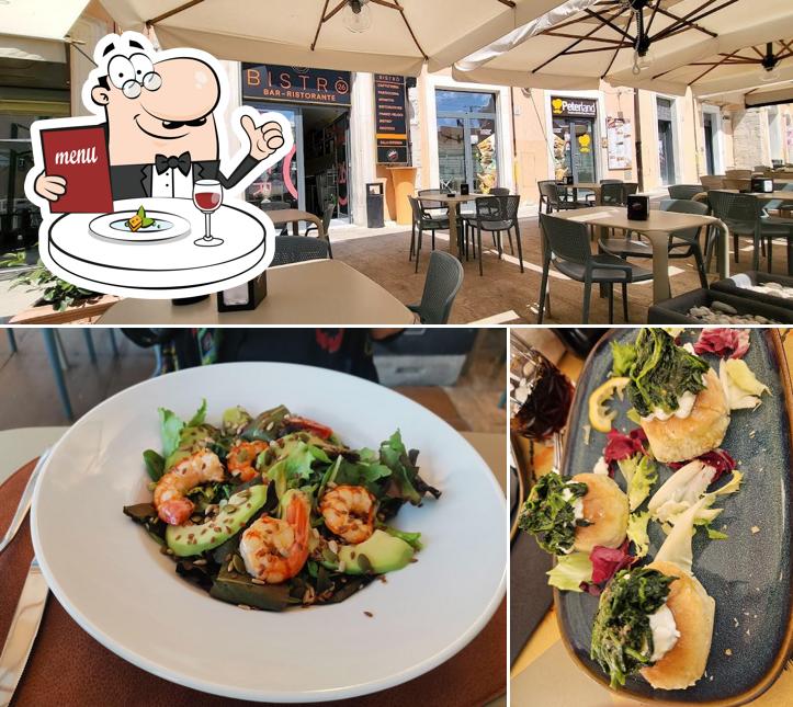 La cibo e interni del ristorante
