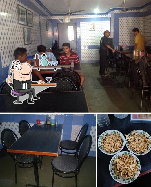 This is the image displaying interior and food at Fu-Fu Chinese Corner