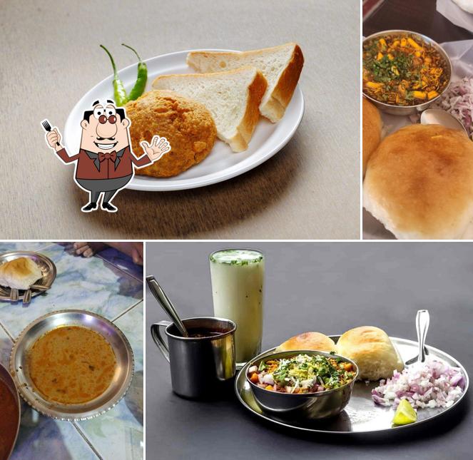 Meals at Kolhapur Katta