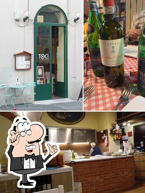 Questa è la immagine che raffigura la interni e bevanda di Toci