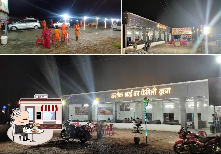 Check out the outside area of Ashok bhai ka Family Dhaba Best Restaurant in Chandauli Best Dhaba in Chandauli Best hotel in chandauli