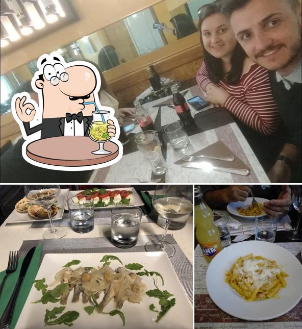 Tra le varie cose da Bar Trattoria alla Maddalena si possono trovare la bevanda e interni