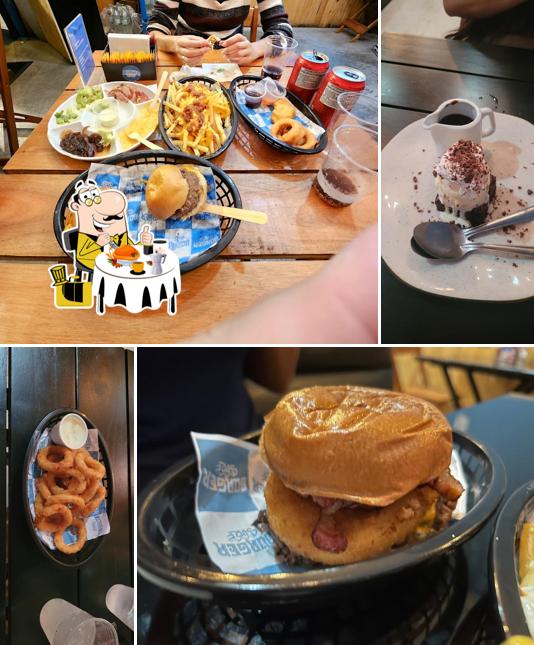 Comida em Burger Surf