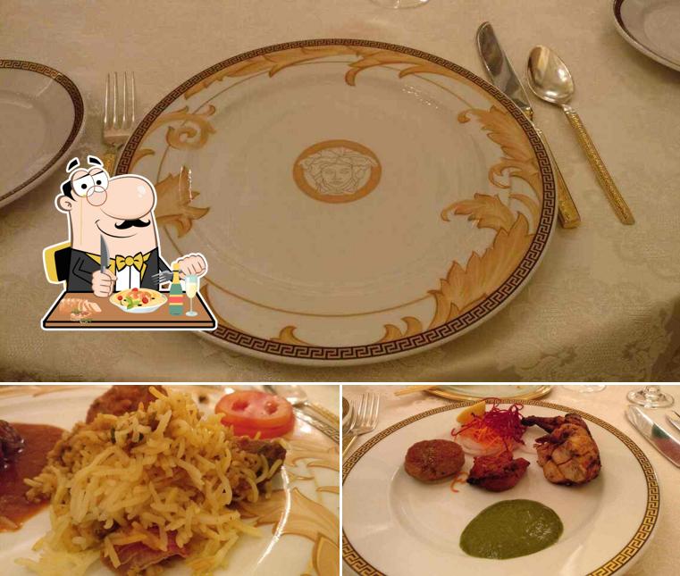 Meals at Suvarna Mahal