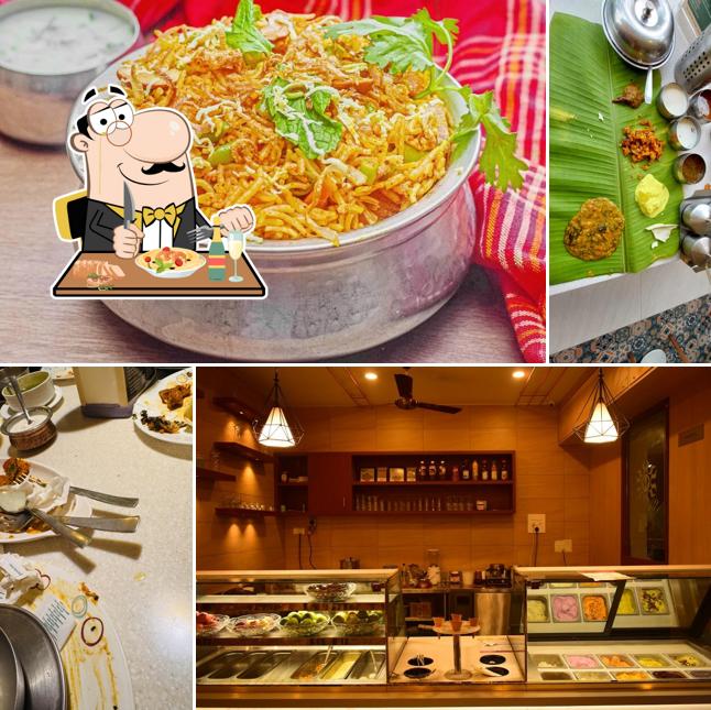 Pad thai at Swathi Restaurant