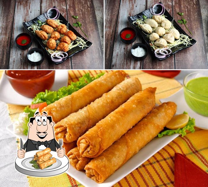 Spring rolls at Gupta burger center
