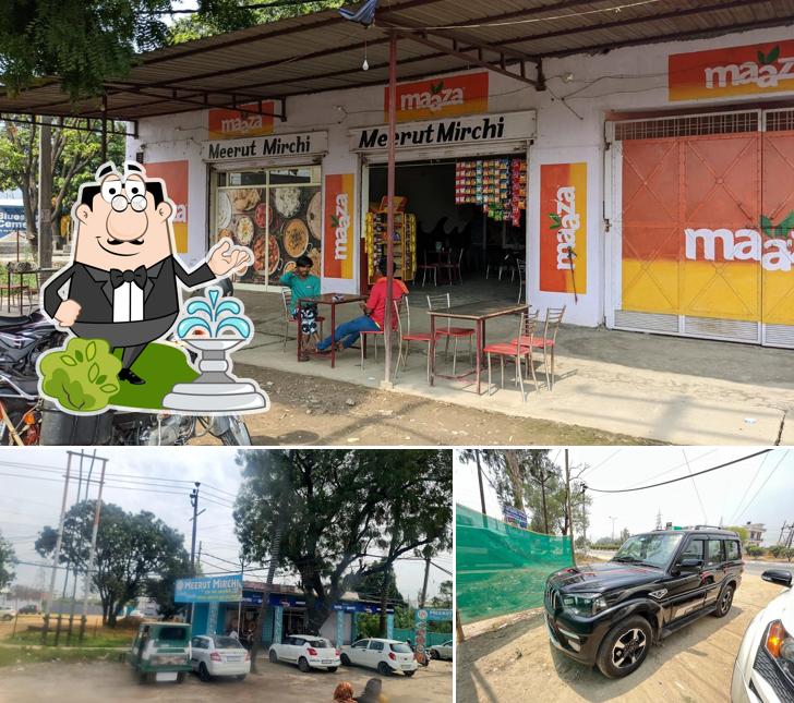 The exterior of MEERUT MIRCHI
