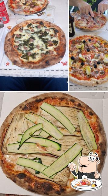 A Pizzeria Tramonti, puoi provare una bella pizza