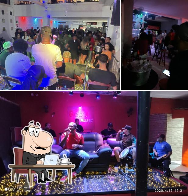 Veja imagens do interior do Bebs Music