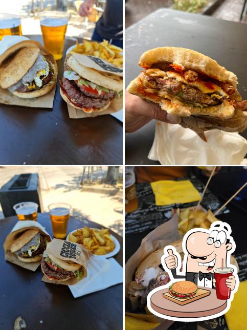 CICCIA MANIA CALENZANO offre un'ampia quantità di opzioni per gli amanti dell'hamburger