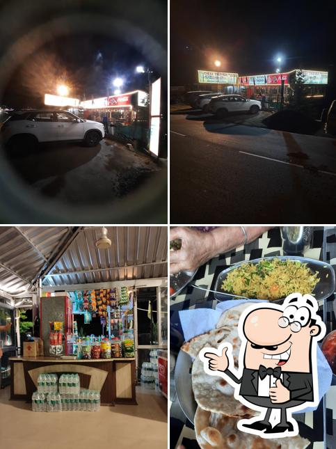 Look at the photo of Hot and Spicy Food Court