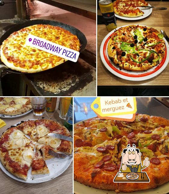 Prenez des pizzas à Broadway pizza