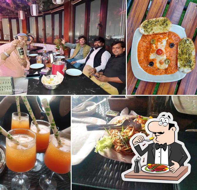 Meals at Liquid Lounge