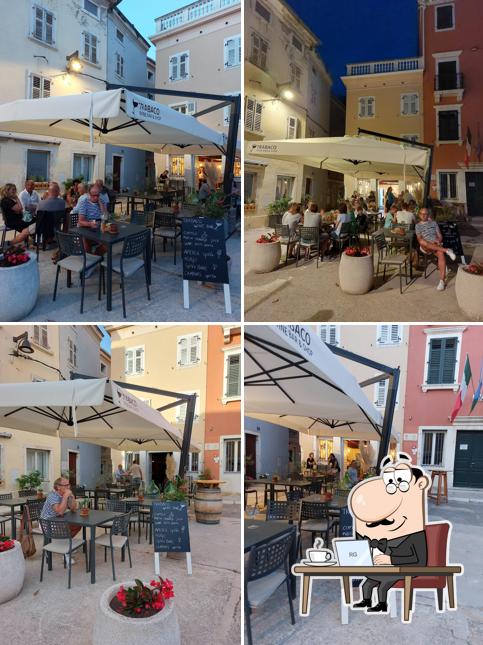 Gli interni di Trabaco Wine Bar
