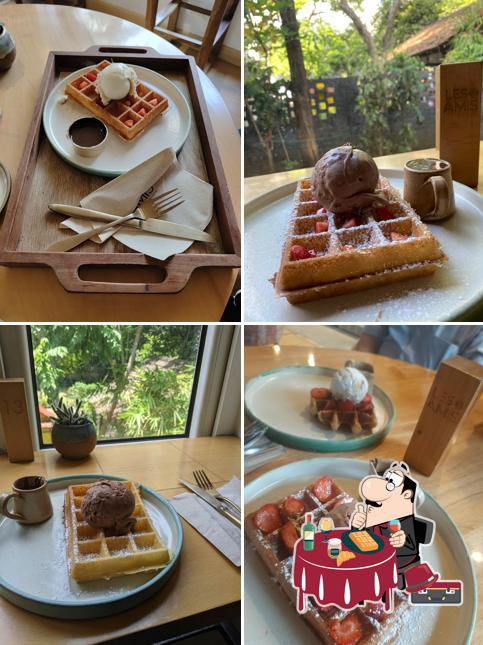 Waffles at Les Amis