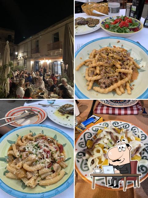Dai un'occhiata agli interni di Osteria Sveva