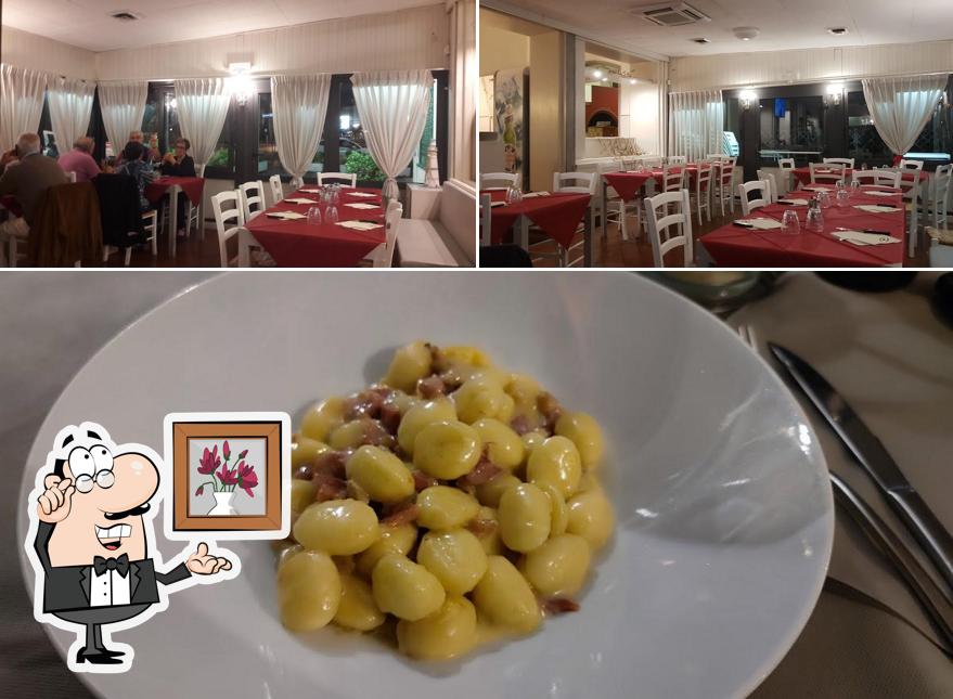 Pizzeria Ristorante 3d si caratterizza per la interni e seo_images_cat_58