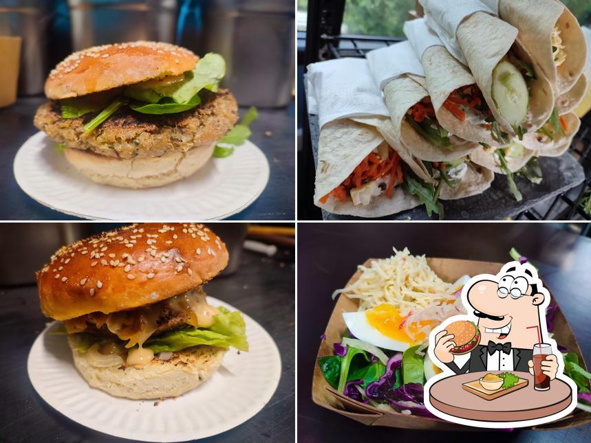 Roule ma poule, Le bus FOODTRUCK