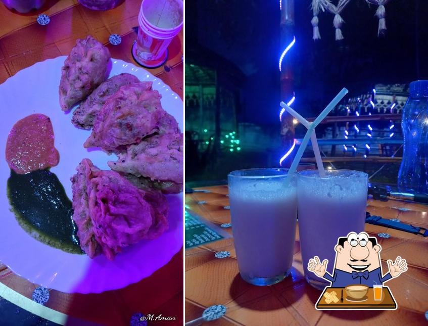 Food at Bondhu chol
