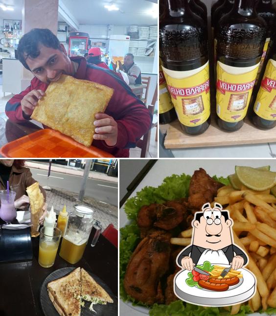 Comida em Pastelaria Santiago