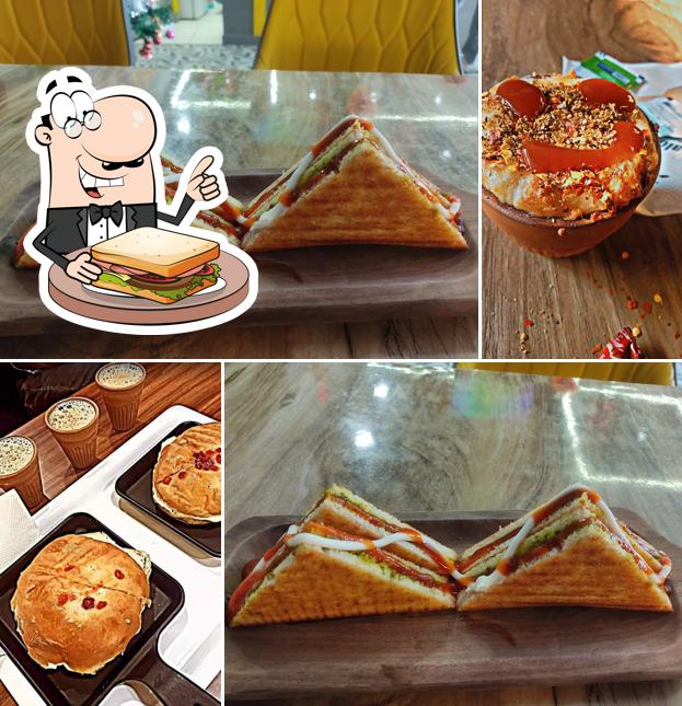Grilled cheese sandwich at Tealogy - Yaar Mera Kulhad