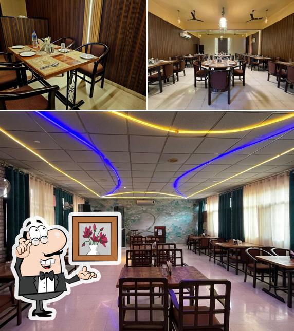 The interior of Elite Club Restaurant & Bar Cafe