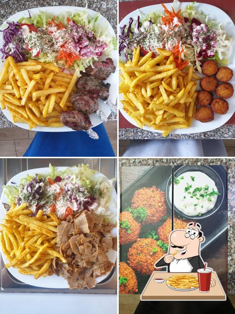 Patatine fritte al 21 Snackbar & kebap