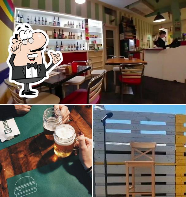 La immagine della interni e birra di Lhamburgeria