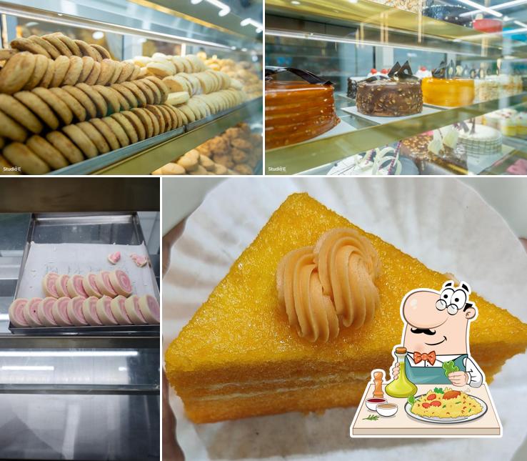 Food at Akshayaa Sweets & Bakery Elite