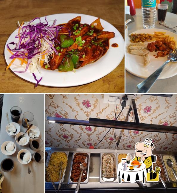 Food at HIMALAYAN RESTO & CAFE