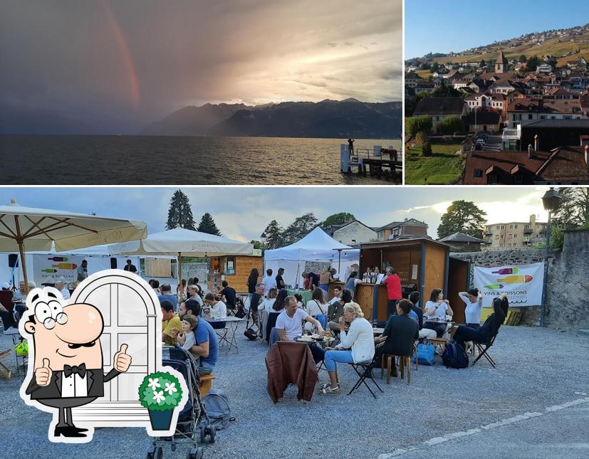 Goditi la vista dagli esterni di Au Caveau Des Vignerons