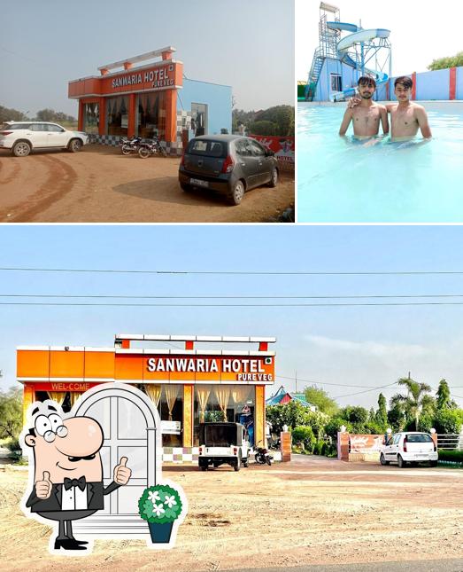 You can get some fresh air at the outside area of SANWARIYA RESTAURANT AND RESORT