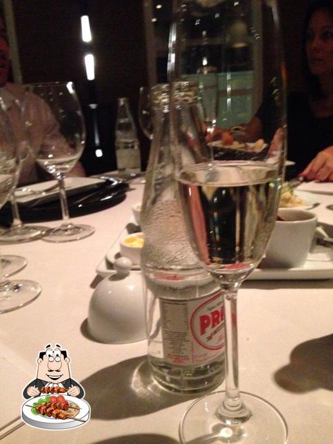 Platos en Le Palmier Restaurante