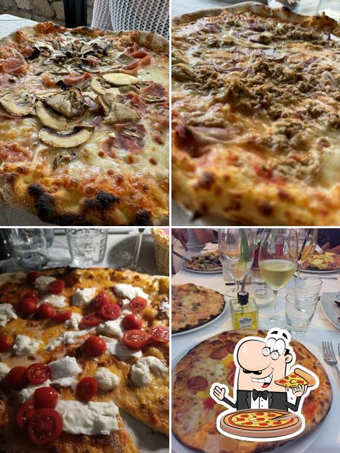 Scegli una pizza a Ristorante Pizzeria Hivaoa