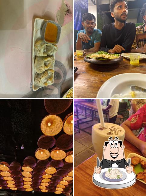 Dumplings at CAFE 1 AM